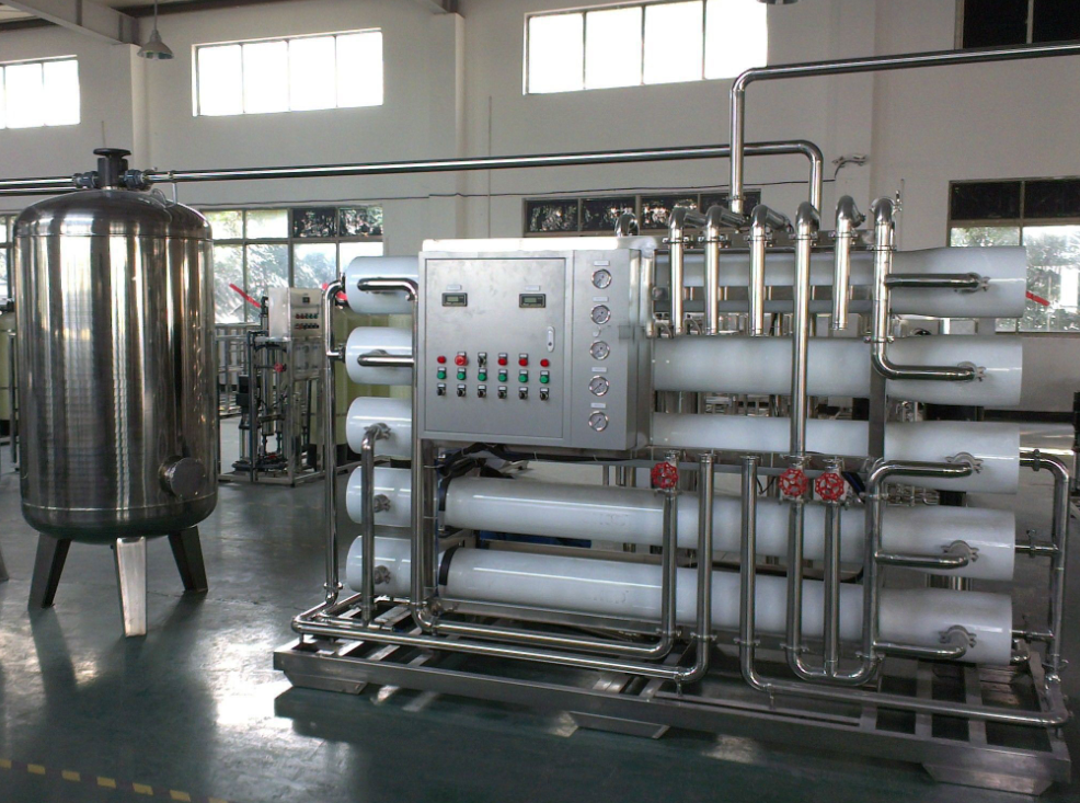 {city}礦泉水設(shè)備